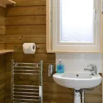 Treehouse Cabin * Westward